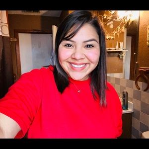 Meet your Posher, Esmee